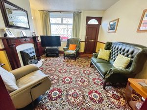 Lounge- click for photo gallery